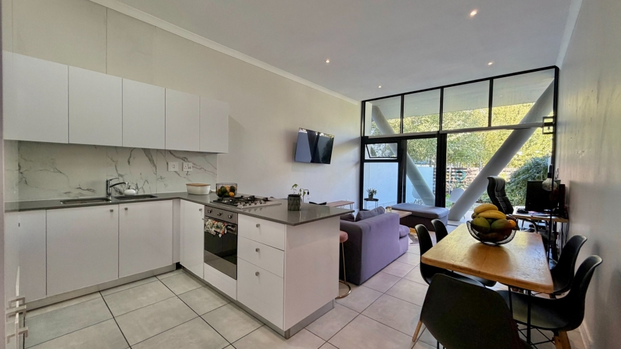 1 Bedroom Property for Sale in Paardevlei Western Cape